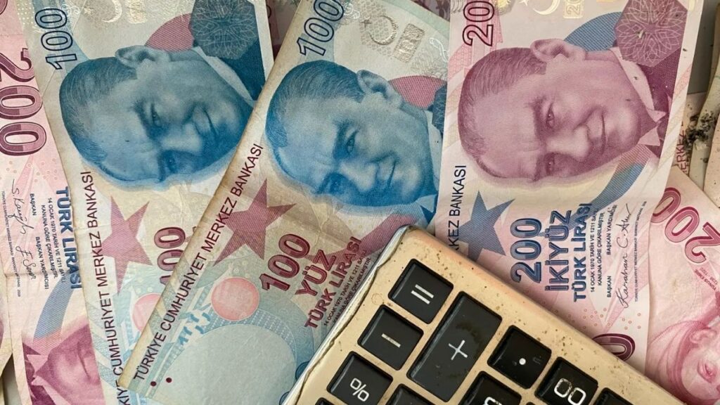 Kademeli Emeklilik Çıkacak Mı, Ne Zaman Yasalaşacak? 1999 sonrası sigorta girişi olanlara müjde geldi mi?
