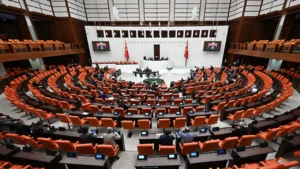 Şehit Aileleri ve Gaziler İçin Yeni Düzenleme Meclis’ten Geçti! Aylıklar Artacak, Yeni Haklar Geliyor